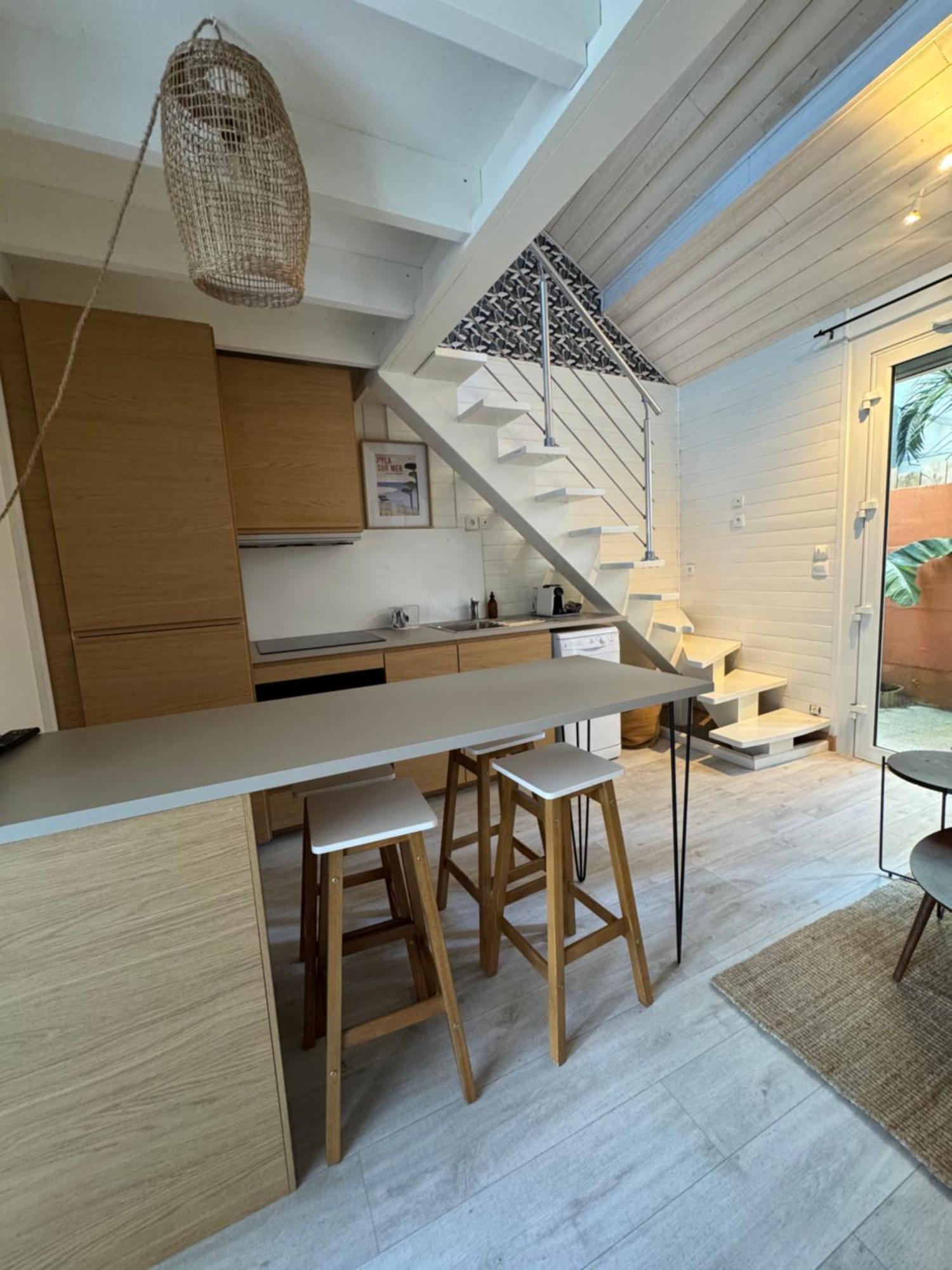Hébergement de vacances Maison Cosy Avec Terrasse, 200m Plage, Proche Gare